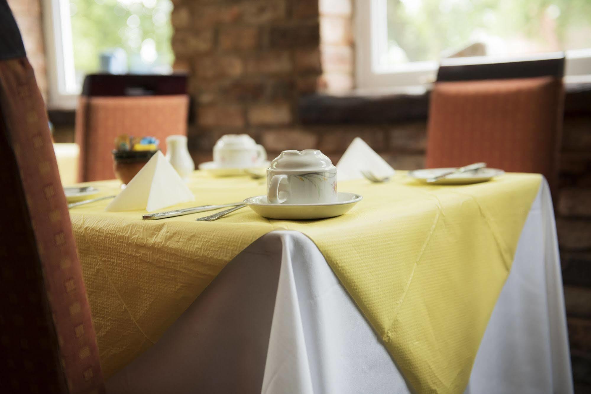 Paddington House Hotel Воррінгтон Екстер'єр фото